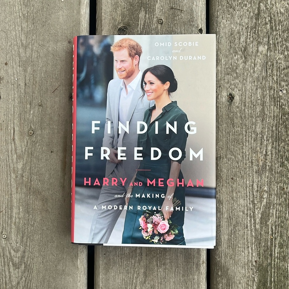 Omid Scobie & Carolyn Durand 
Finding Freedom: Harry and Meghan Hardcover